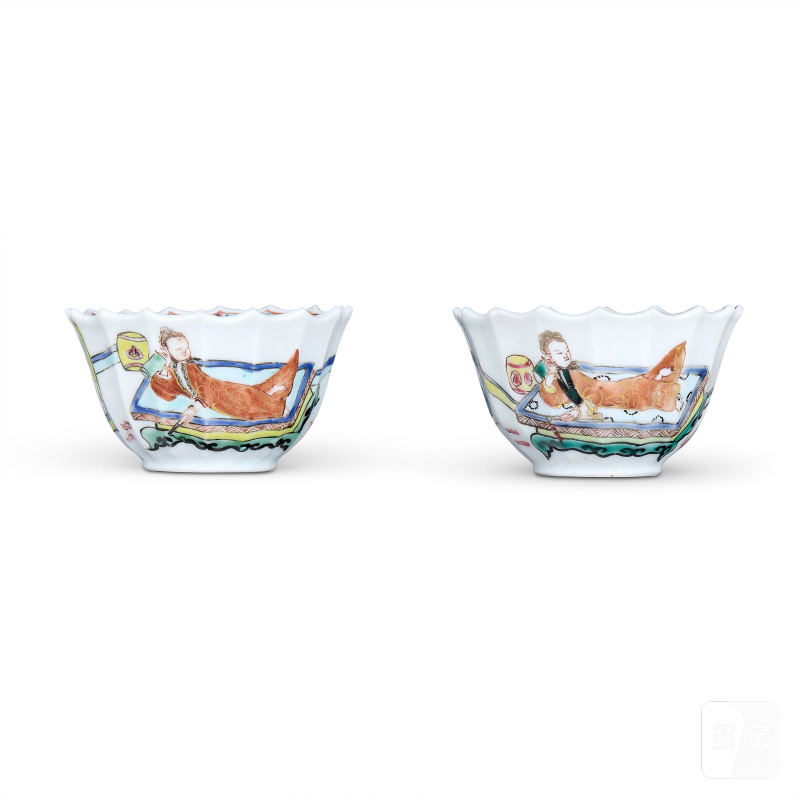 清乾隆 粉彩美人圖花口杯及碟 一對  CHINA, QING DYNASTY, QIANLONG PERIOD (1736-1795) - 图3